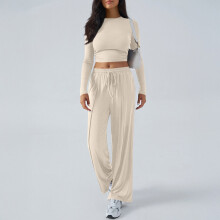 Dames tweedelige set met plooien, beige top met lange mouwen en wijde pijpen