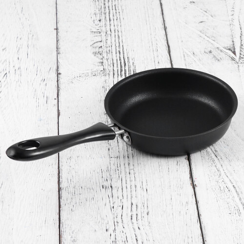 ULTNICE mini non-stick cast iron frying pan 1 pc 4.7 in
