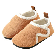 Babyvloersokken met zachte, dikke zool voor de herfst en winter, geschikt voor kinderen.