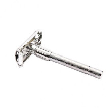 Double-edged safety razor adjustable 6 settings