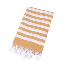 Turkse katoenen badhanddoek met franjes en jacquarddesign.