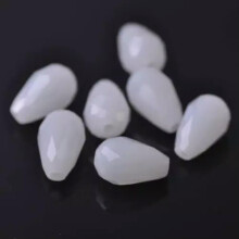 Tropfenförmige Kristallglasperlen Jadeweiß 15x10mm (20 Stück)