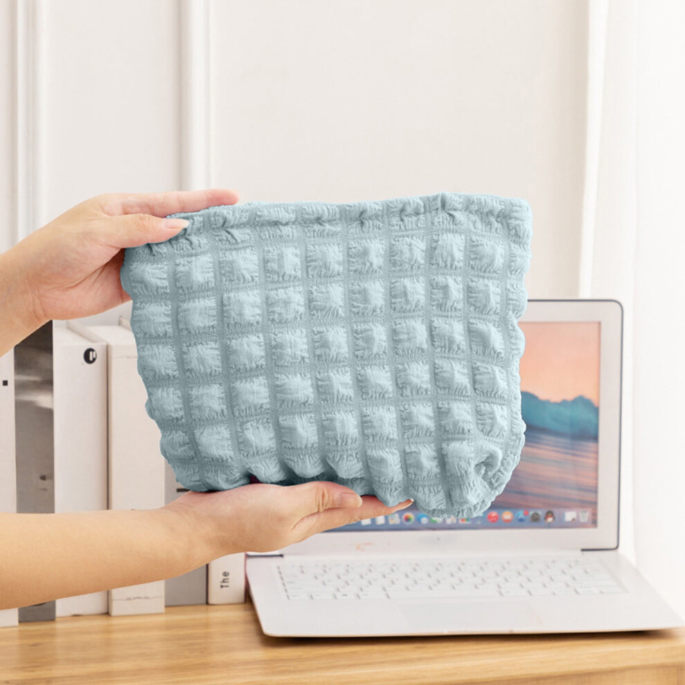 Knitted Cosmetic Bag with Zipper Striped Pattern