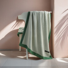 Thickened Large Bath Towel 140x70cm, Absorbent Cotton Towel for Bath, Beach, Travel & Gifts – Compatible with Hotel Use