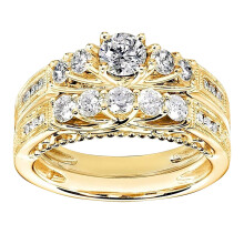 Wedding Band for Women with Diamonds Gold Size 9