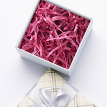 White crinkle cut paper shred filler 0.44 lb pack