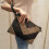 Γυναικεία oversized τσάντα clutch από PU δέρμα με τρουκς 3
