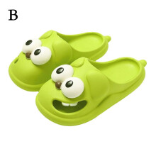 Open-toe green 38-hole dog-themed slippers for women – non-slip, indoor/outdoor, summer home use. Compatible with casual wear.