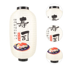 Set Japanse papieren lantaarns in verschillende kleuren voor een sushirestaurant