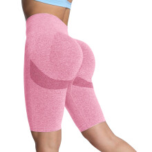 Short de yoga taille haute sans coutures pour femme avec effet push-up.