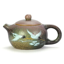 Vintage handgemaakte porseleinen theepot voor oolongthee.