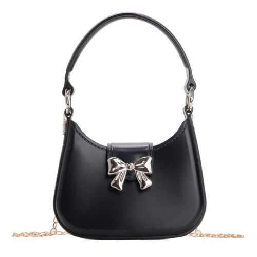 Bolsa de ombro feminina com detalhe de laço e alça de corrente.
