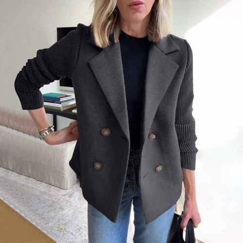 schwarzer, kurzer, doppelreihiger Strickblazer für Damen 1