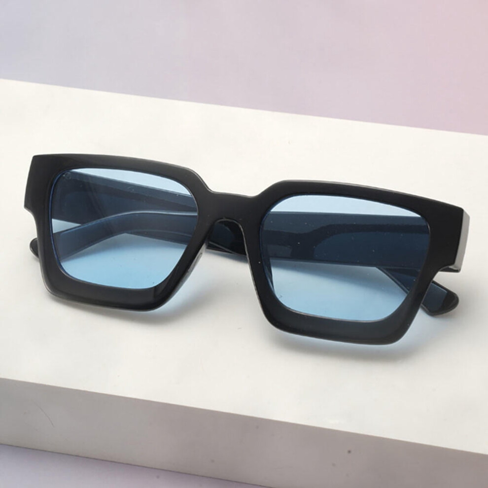 Unisex Plastic Square Sunglasses for Street Photography and