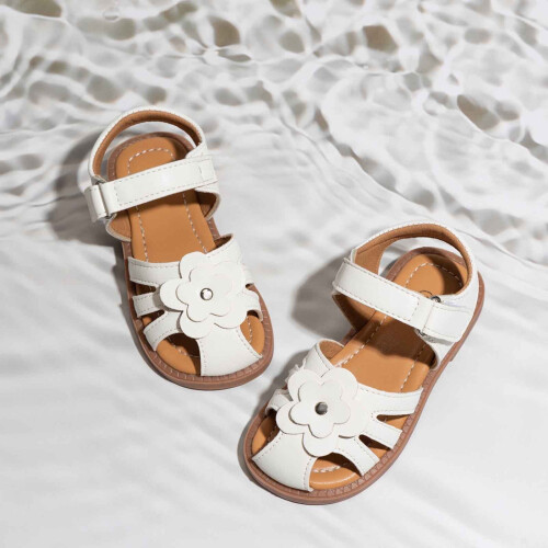 Sandales fermées blanches pour filles, pointure 8,5 1