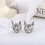 Pendientes retro con forma de gato, de temática oscura e hipoalergénicos. 2