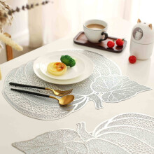 YOTQUSKI Kürbis-Tischsets aus hitzebeständigem Vinyl, 16,53 x 16,53 cm