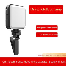 FL02Mini LED-invullicht voor telefoon-, computer- en videogesprekken
