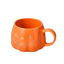 Keramický hrnček s tekvicou, oranžový, kávový hrnček, 355 ml, zlatý lem
