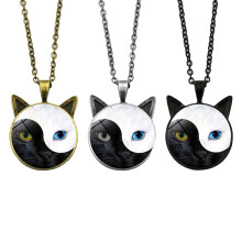 Collier pendentif chat Yin Yang en verre pour femme