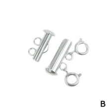 Necklace detangler for layered multi-strand necklaces