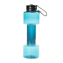 Plastic waterkokerbeker in haltervorm, 700 ml