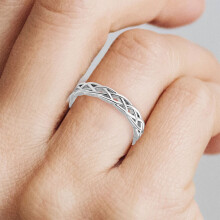 Women's Hollow Ring for Engagement or Gift
