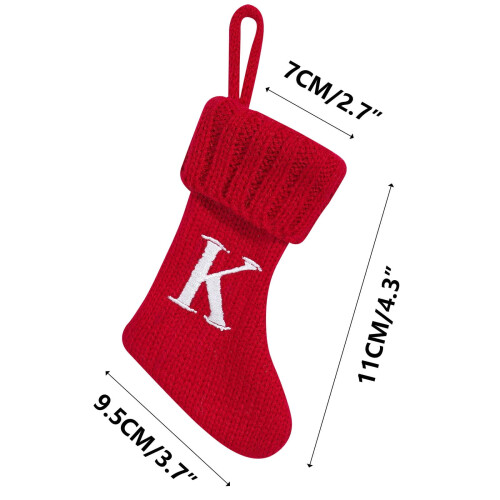 Rote Weihnachtsstrümpfe mit gestickten Initialen (26 Buchstaben) 2