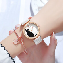 Casual dameshorloge met quartz armband en mesh band.
