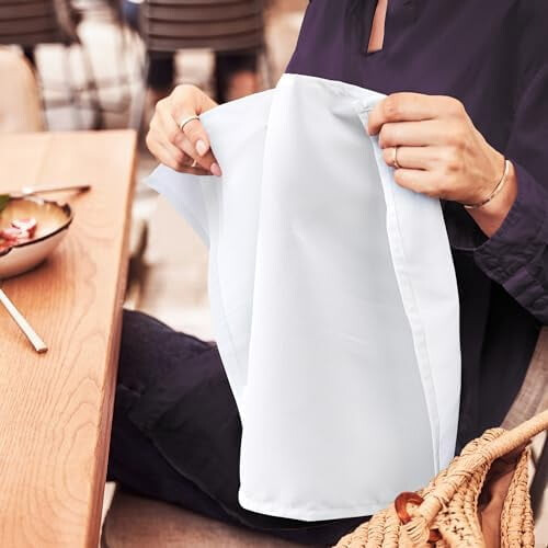 Weiße Stoffservietten, 43 x 43 cm, Polyester, 24er-Packung 2