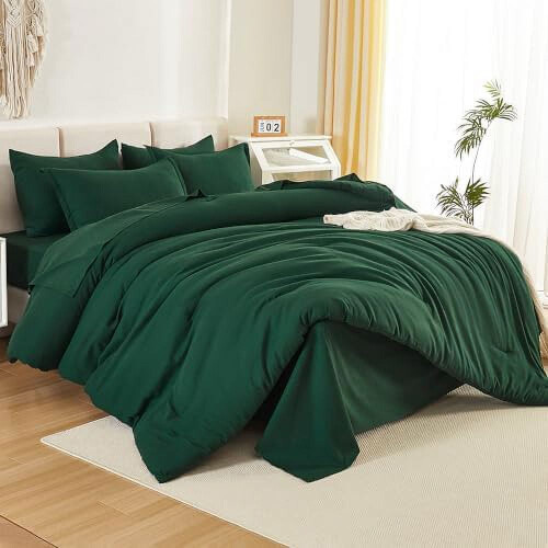 Comforter Set Dark Emerald Green Full Size 7-Piece 1