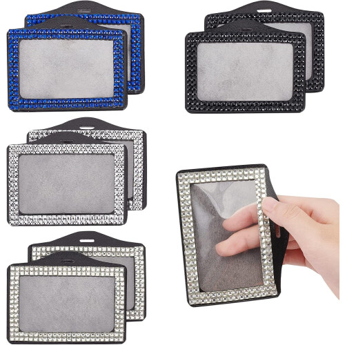 Porta-crachá horizontal com strass, 3,9 x 3,1 cm.