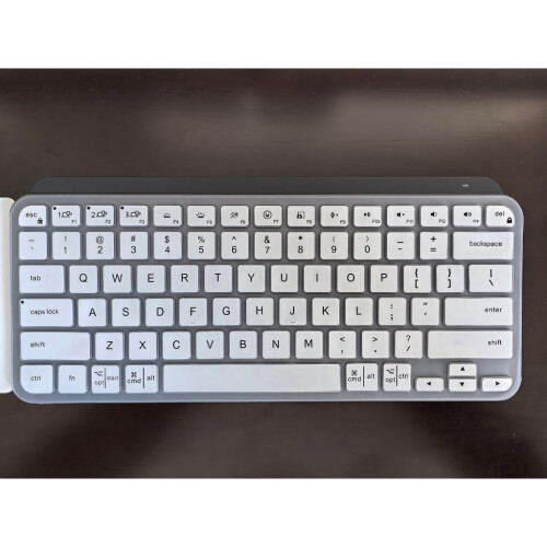 Capa protetora transparente de silicone para teclado de laptop 1