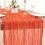 Chemin de table en étamine orange 90 x 180 cm 1