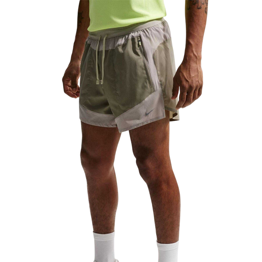 Nike (Xxl, Army Green/Spruce Green) Mens Stride Running Shorts