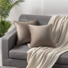 Samettinen turkispallotyynyn päällinen45 45 cm