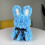Coelho de espuma simulando rosa para abraçar - Presente 3