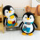 Pinguin-Plüschtier mit Schal, 23 cm, blau 6