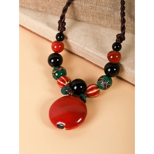 Collana boho con perline di ceramica colorate e spesse