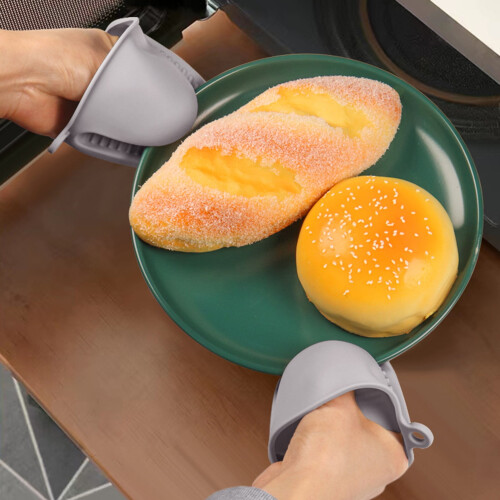 Microwave Oven Mitts Shark Shape Silicone 1 Pair 2