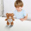 Peluche Ours Bleu avec Écharpe, Pattes Lestées de 25 cm 5