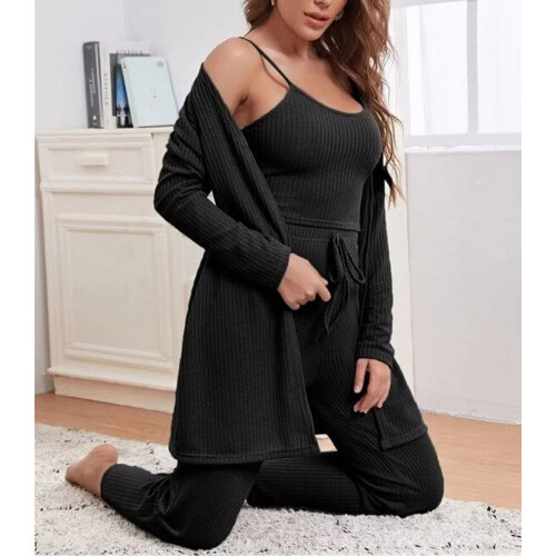 Damespyjamaset van wafelbreisel: crop top, broek en badjas 2