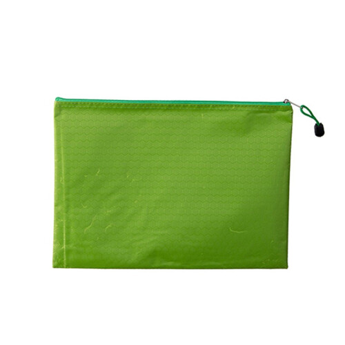 Portable Clipboard with Secure Clip and Sturdy Construction 1