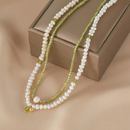 Vintage-Choker-Halskette mit Süßwasserperlen und Peridot 1