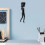 Statue d'homme grimpant en résine noire (1 pièce) 3