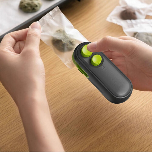 Automatic Vacuum Sealer for Freezer and Bottle Bags 2