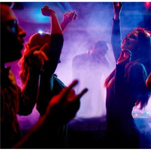 Transparenter Cyberpunk--Lautsprecher mit Sound, Lichteffekten, Rhythmus, Subwoofer, Stereo-Musikcenter und Freisprechfunktion