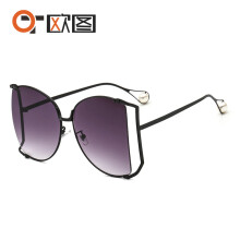(C3 Black Frame Double Gray Lens) Store perlesolbriller for kvinner, skinnende gullfargede hule solbriller i metall