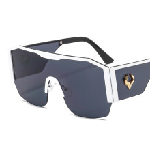 (C3 White frame with gray lenses) ĂśbergroĂźe Sonnenbrille mit Bullen-Totem aus Metall, UV400, Unisex, 17916, Fahrradbrille