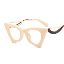 (C14 Off-White Frame Transparent Lens) Cat-Eye-Sonnenbrille mit schlankmachender Wirkung 2815 – Modische Damen-Sonnenbrille ohne Sehstärke